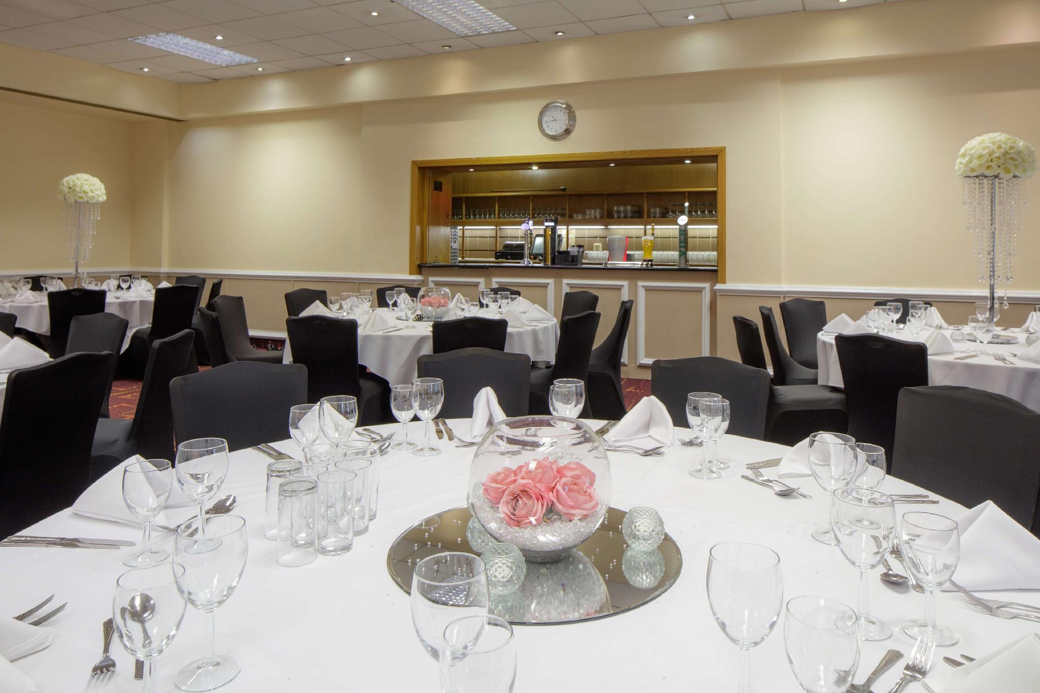 Doubletree By Hilton Manchester Airport Отель Хейл