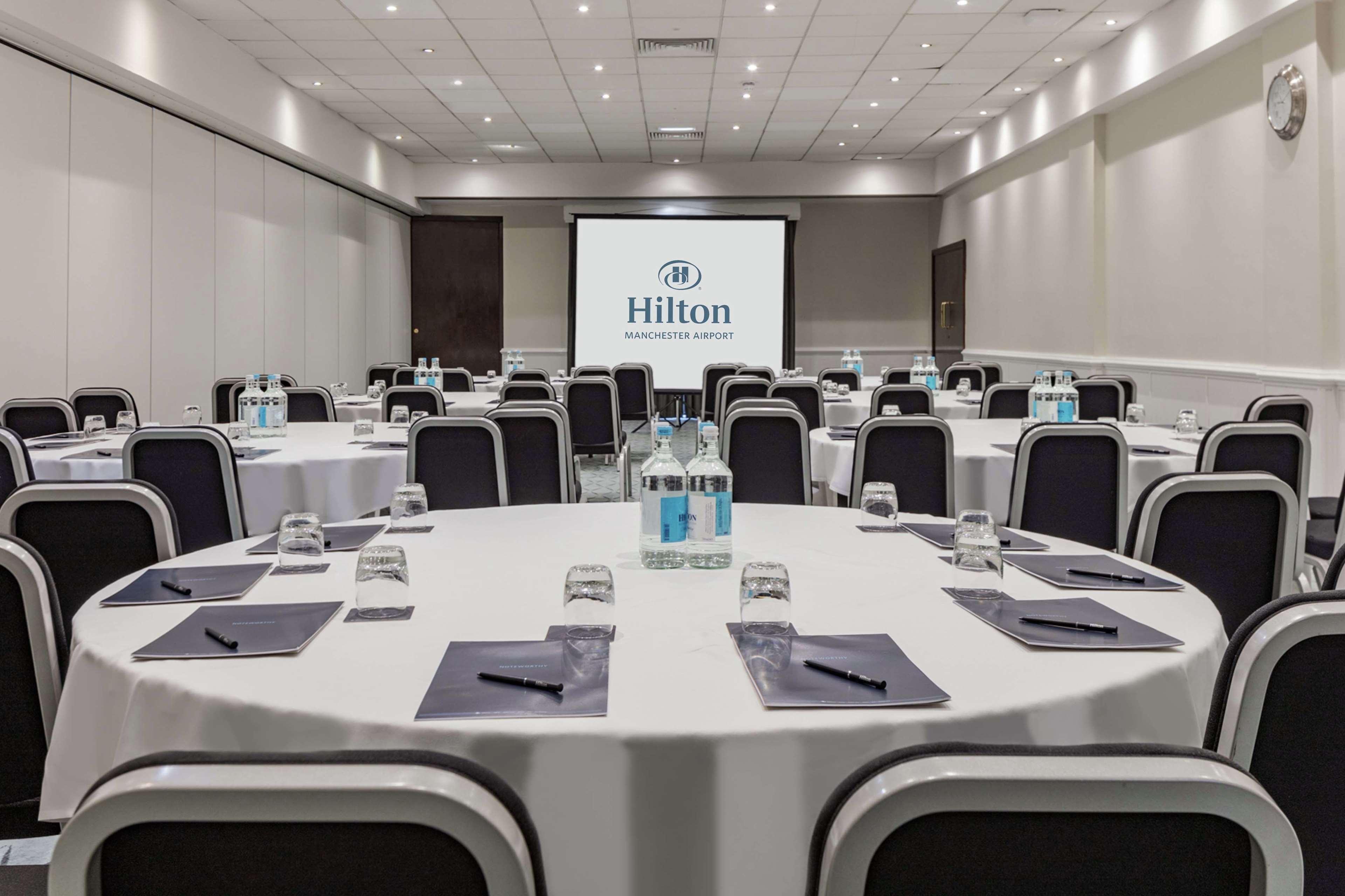 Doubletree By Hilton Manchester Airport Hotel 4*
